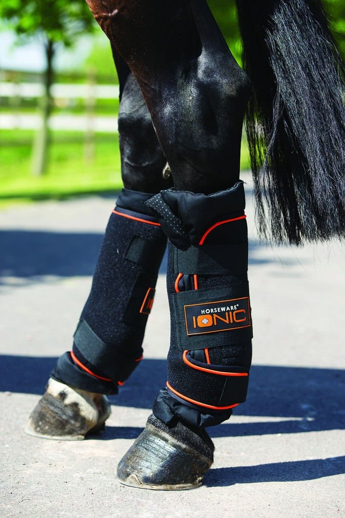 Protector Rambo Ionic negro y naranja, talla L (par) · protección de extremidades del caballo