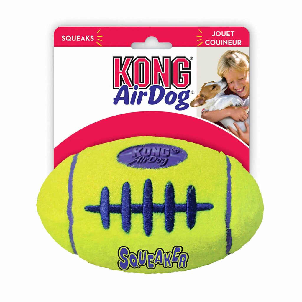 KONG Air Squeaker Football Medium · balón chirriador de fútbol americano para perros